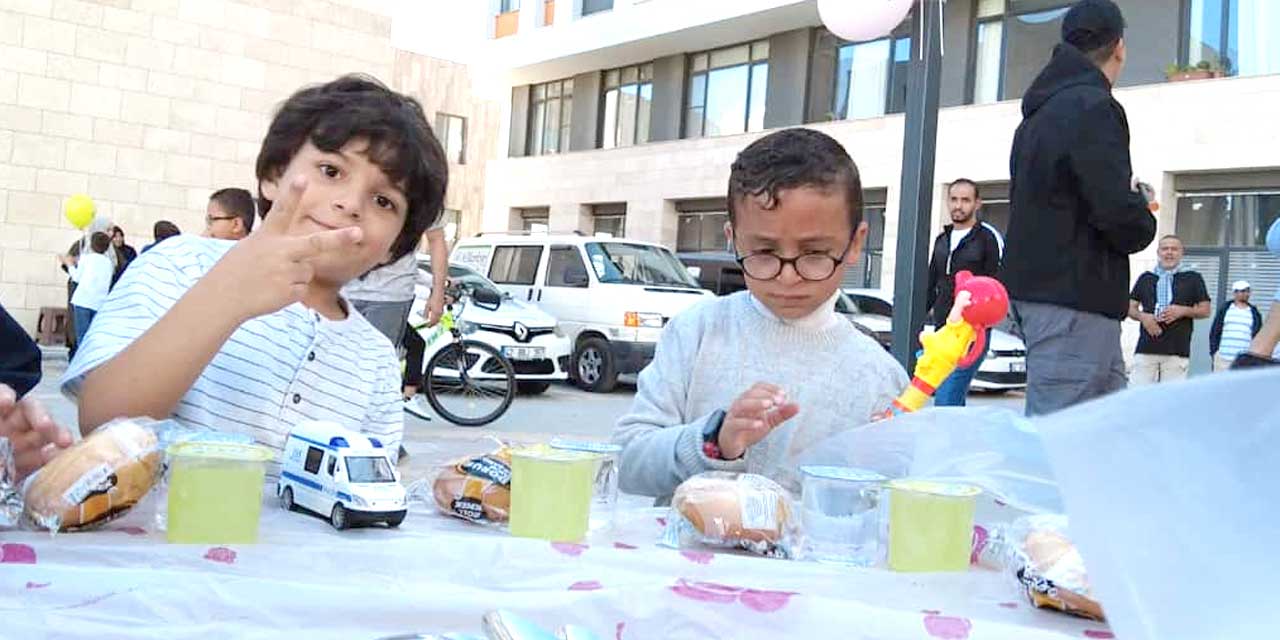 Konya'da Gazzeli Ailelere Düğün Pilavı İkramı: Misafirimiz Değil, Kardeşimizsiniz