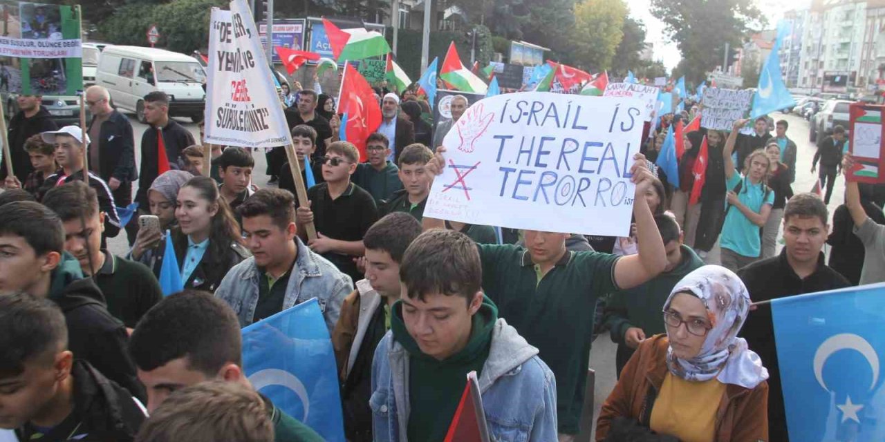 Beyşehir’de öğrenciler "Soykırıma dur" dedi