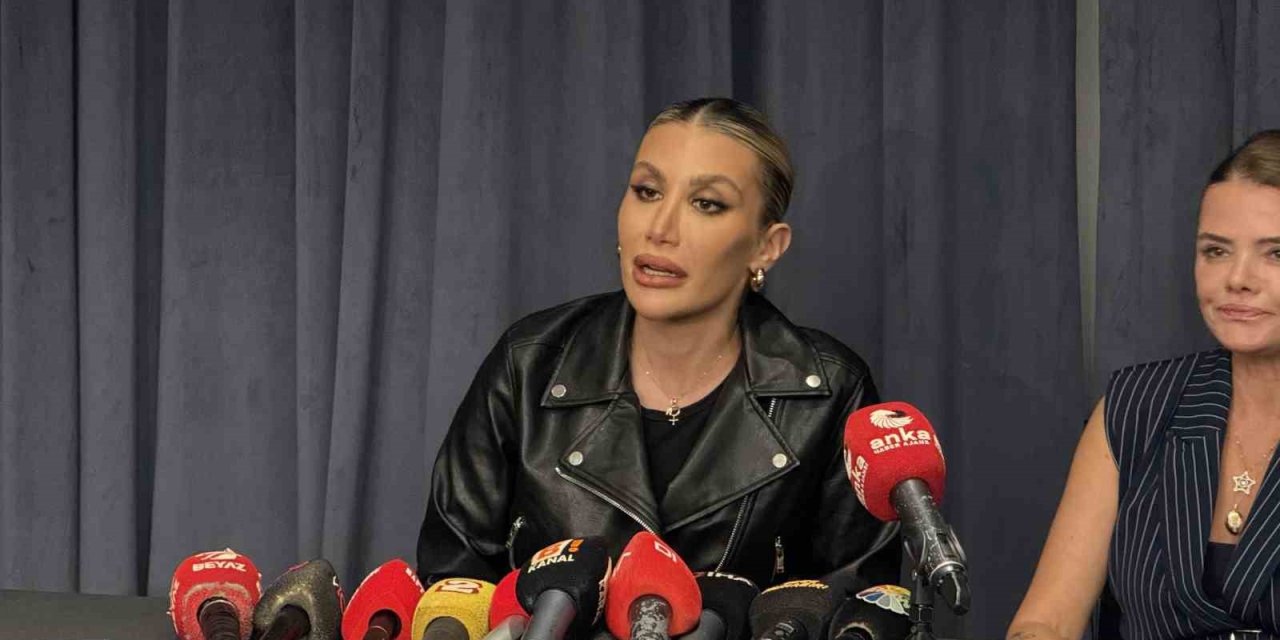 İrem Derici: Alnım ana sütüm kadar ak, bu kariyeri riske atmam