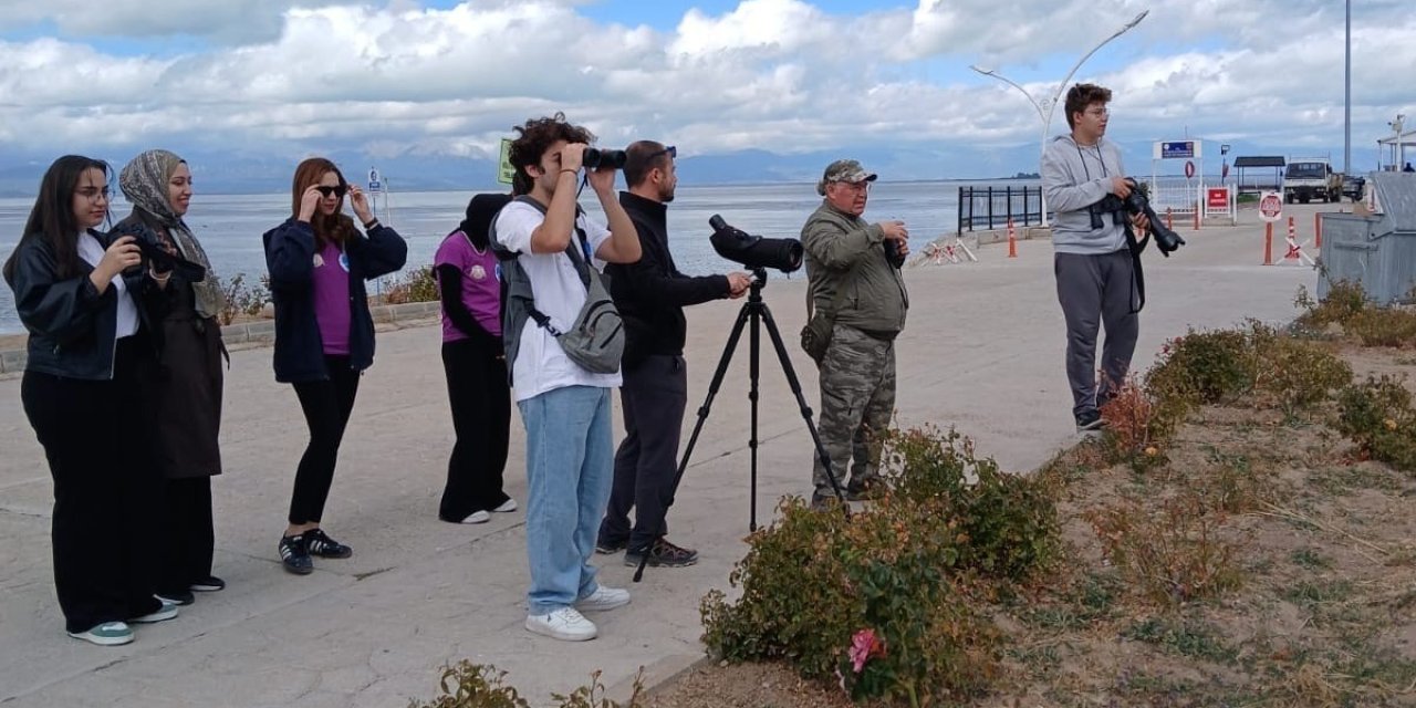 Beyşehir Gölü'nde Kuş Gözlem Etkinliği: 16 Tür Gözlemlendi