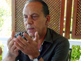 Coşkun, Gül'e teşekküre kızıp istifa etti