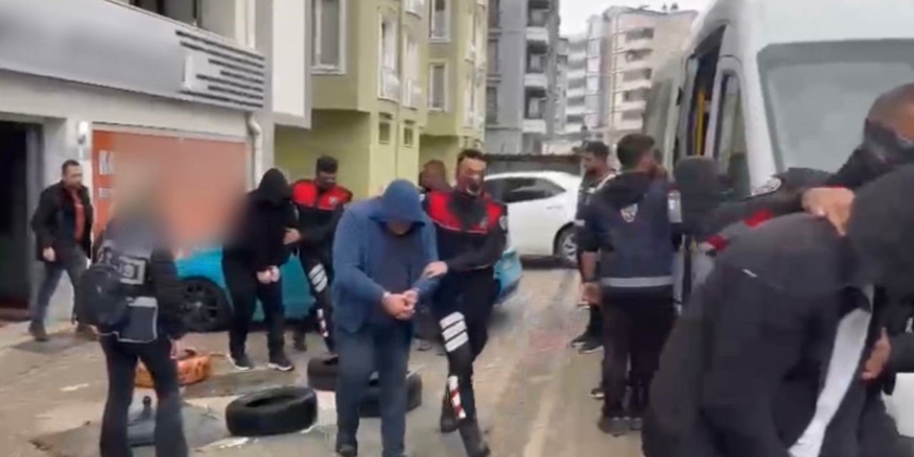 Bursa'nın 'Beyefendileri'ne operasyon! 23 kadın kurtarıldı 'ajans' kapatıldı