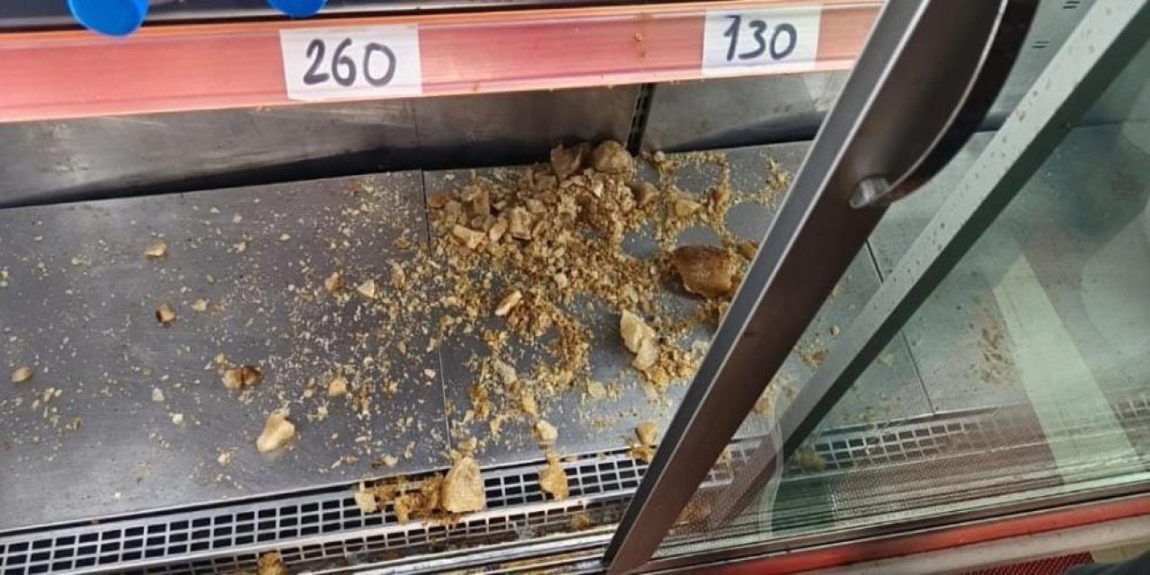 Namaza gitti patlayan şişeyle irkildi