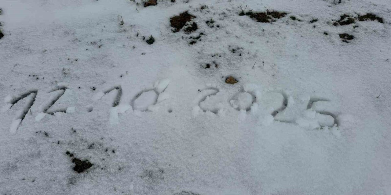 Emirdağ'a kar çok yakıştı