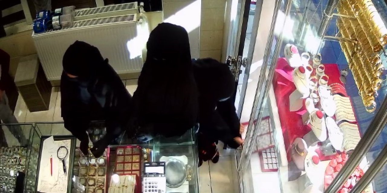 Güvenlik kamerasına yansıdı: Konya'da çarşaflı 3 kişiden milyonluk vurgun