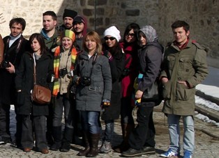 Üniversite öğrencilerine uygulamalı fotoğraf dersi