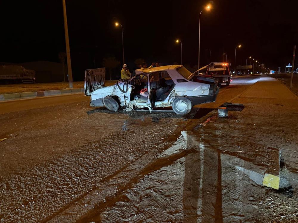 Karapınar'da Kırmızı Işık İhlali Kazaya Neden Oldu: 2 Yaralı