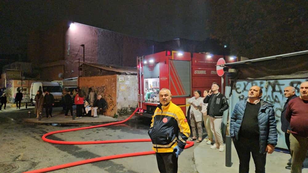 Piyalepaşa Mahallesi'nde tekstil atölyesi yandı