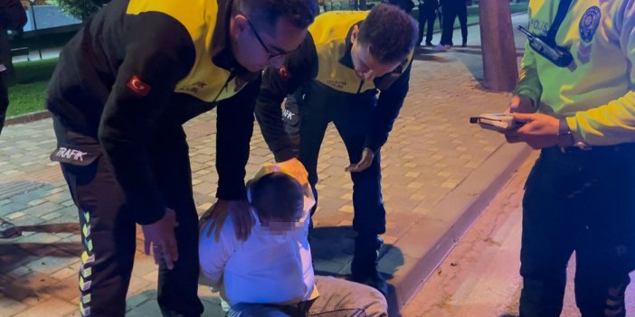 Bursalı 'Lahmacuncu' Sürücü Polisi Canından Bezdirip "Amcam MİT'te" Dedi