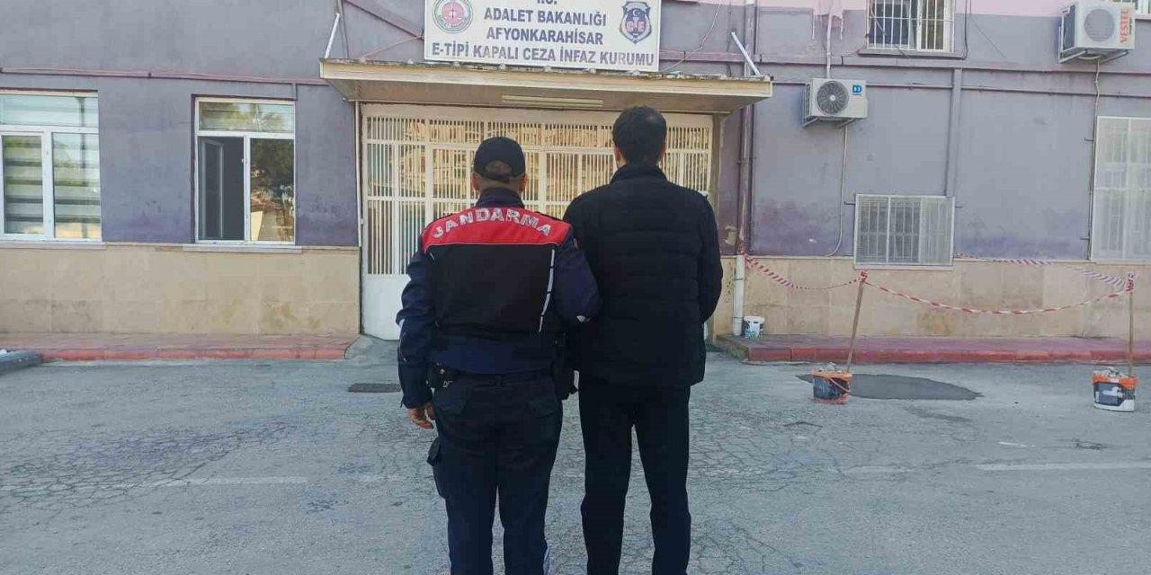 Afyonkarahisar'da 20 yıl aranan şahıs yakalandı