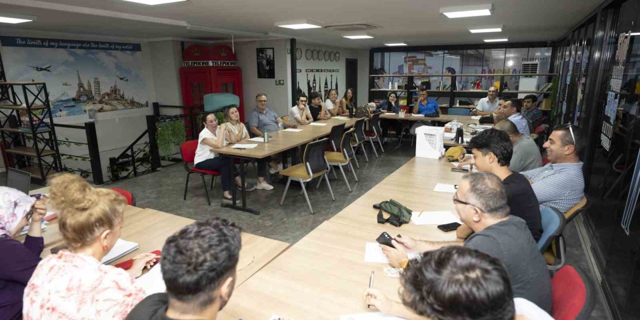 Mersin Almanca'ya Sardı