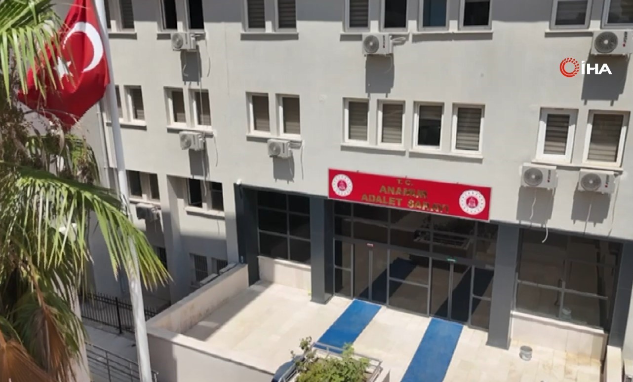 Mersin'de kuyumcuya FETÖ kumpası