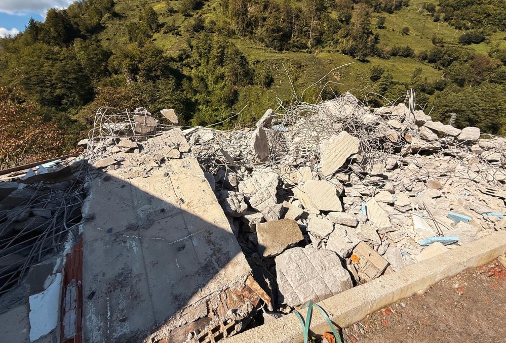 Fırtına Vadisi'nde Kaçak Yapı Yıkımları Sürüyor: 58 Yapı Kaldırıldı