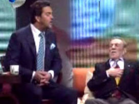 Beyaz'a benzini attıran şok şaka - İZLE