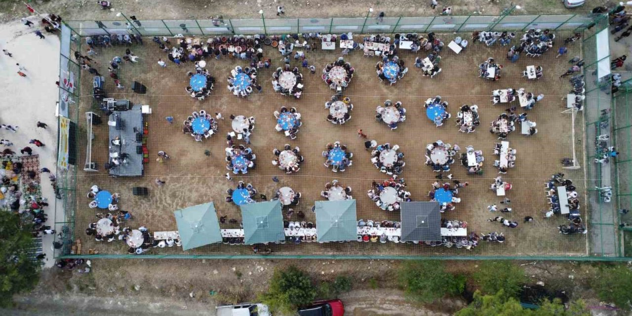 Torosların eteğindeki 4 asırlık yörük köyünde gastronomi şenliği