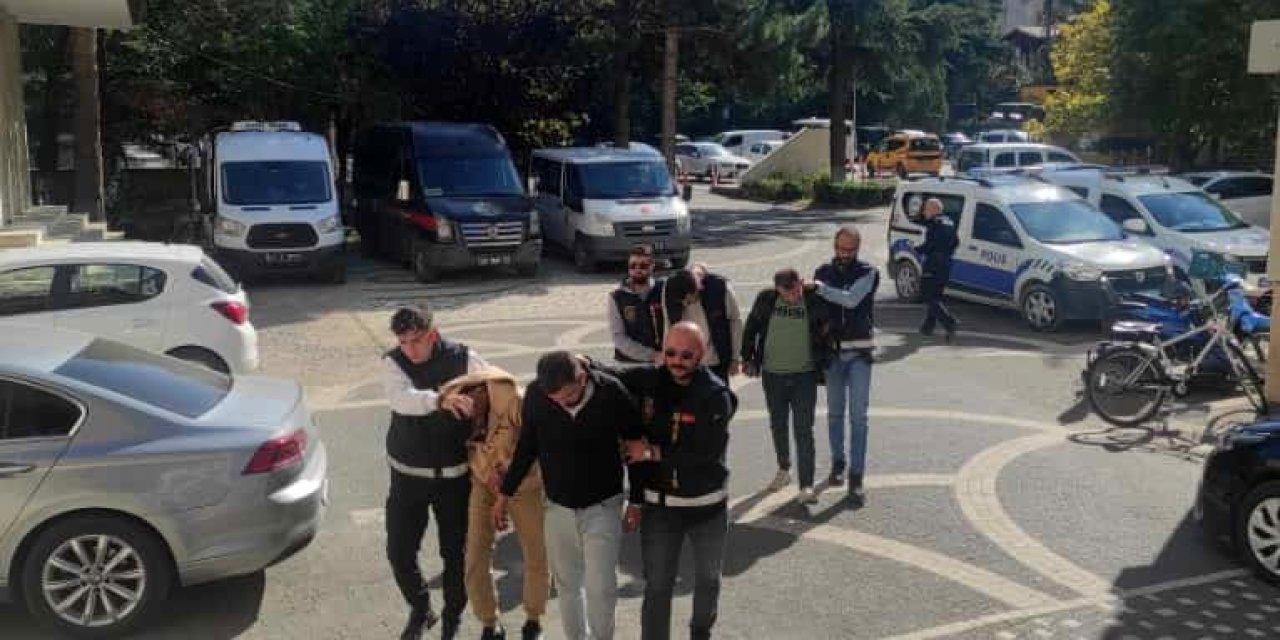 Akşehir'de 800 Kullanımlık Kağıt Bonzai Ele Geçirildi