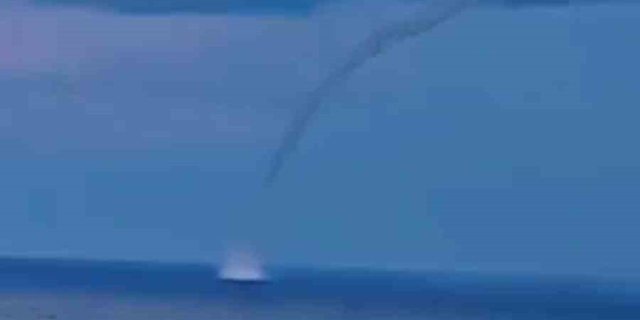 Deniz Üzerinde Görülen Dev Hortum Kamerada