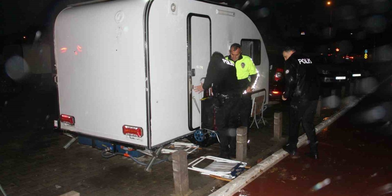 Beyşehir Gölü Kıyısında Gizemli Kayboluş: Karavan Boş Bulundu