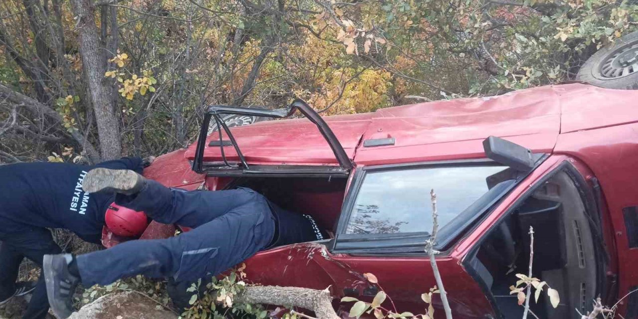 Karaman'da Otomobil Kazası: 3 Yaralı, Birinin Durumu Ciddi