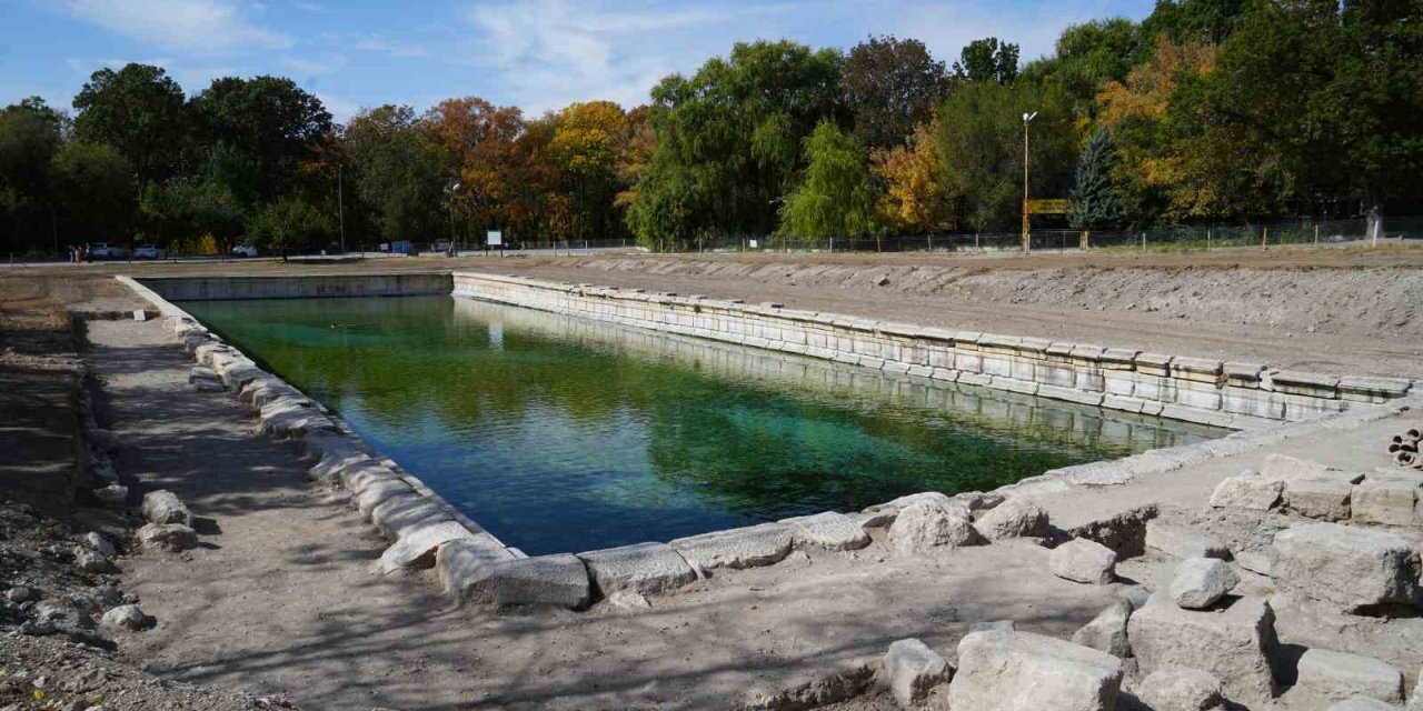 Anadolu'nun Zamana Meydan Okuyan Yapısı