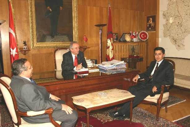 Eczacılar Vali Kayhan'ı ziyaret etti