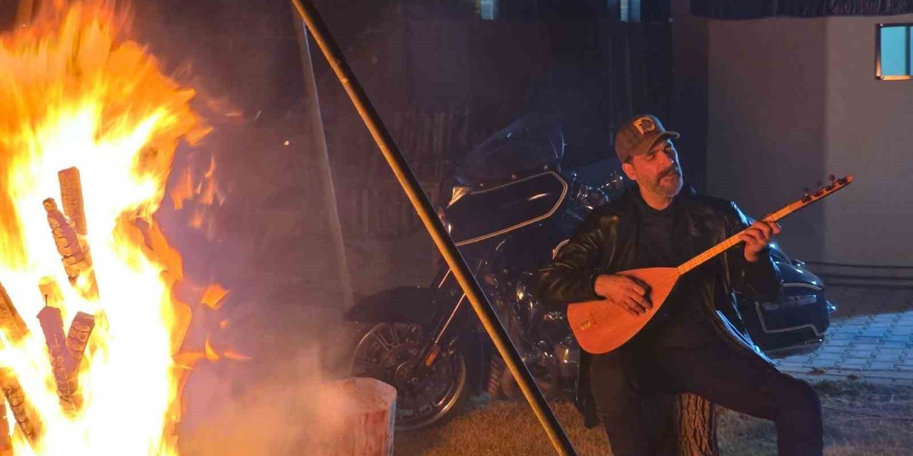 Sanatçı Uğur Işılak’tan Tuz Gölü Obası’na ziyaret