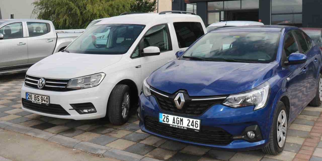 Galericiden Kritik Uyarı: Araç Fiyatları Yılbaşında Zirve Yapabilir!