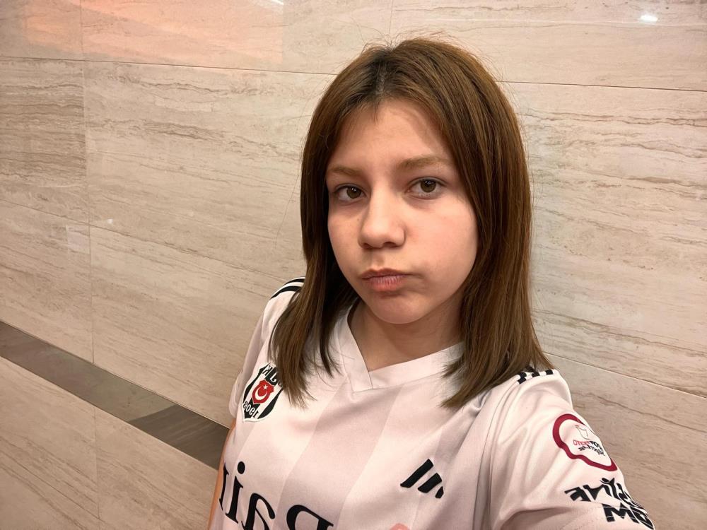 Arkadaşına gitmek için evden çıkan 13 yaşındaki kızdan 5 gündür haber alınamıyor