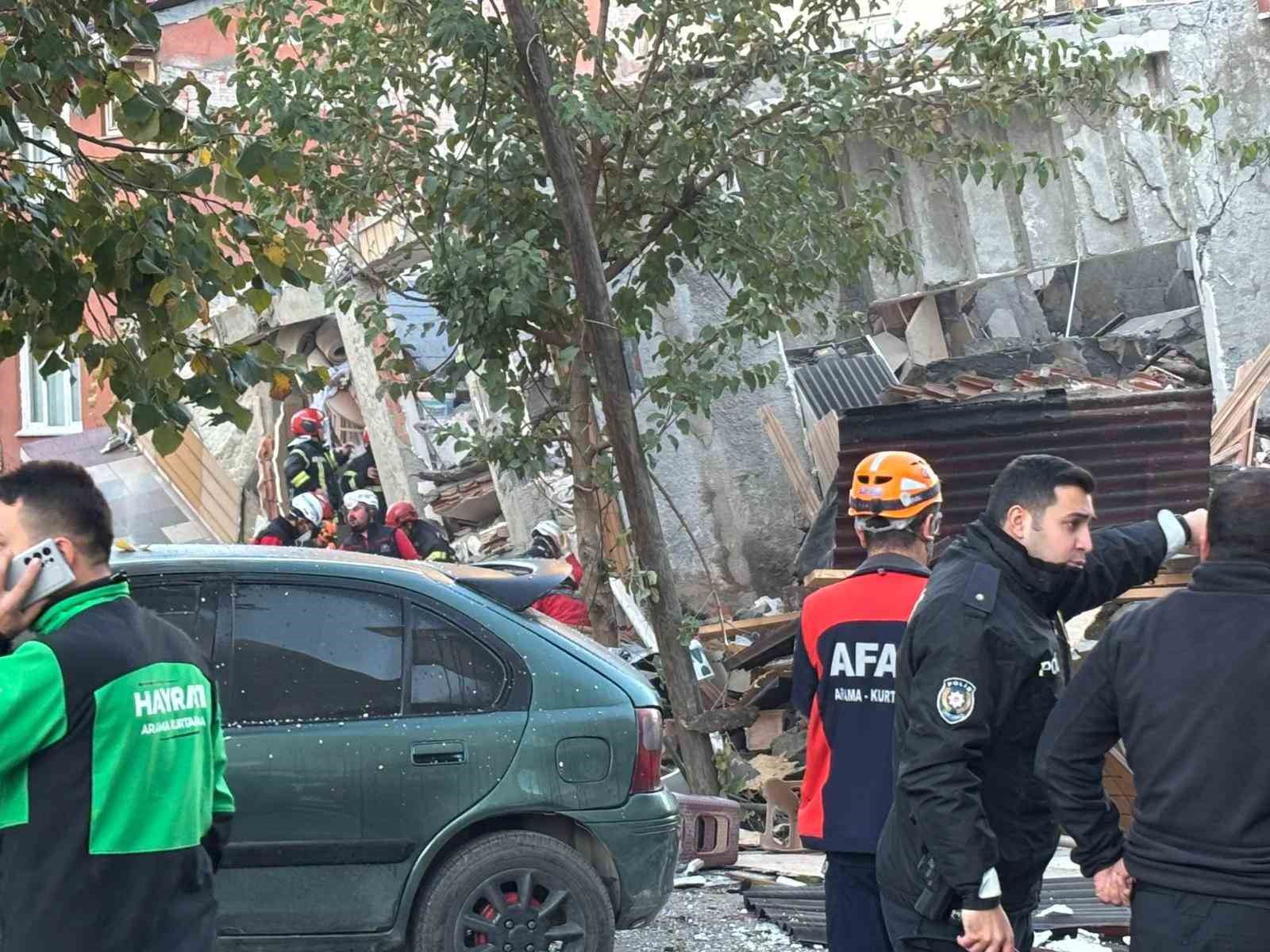 Mahallede 9 bina boşaltıldı