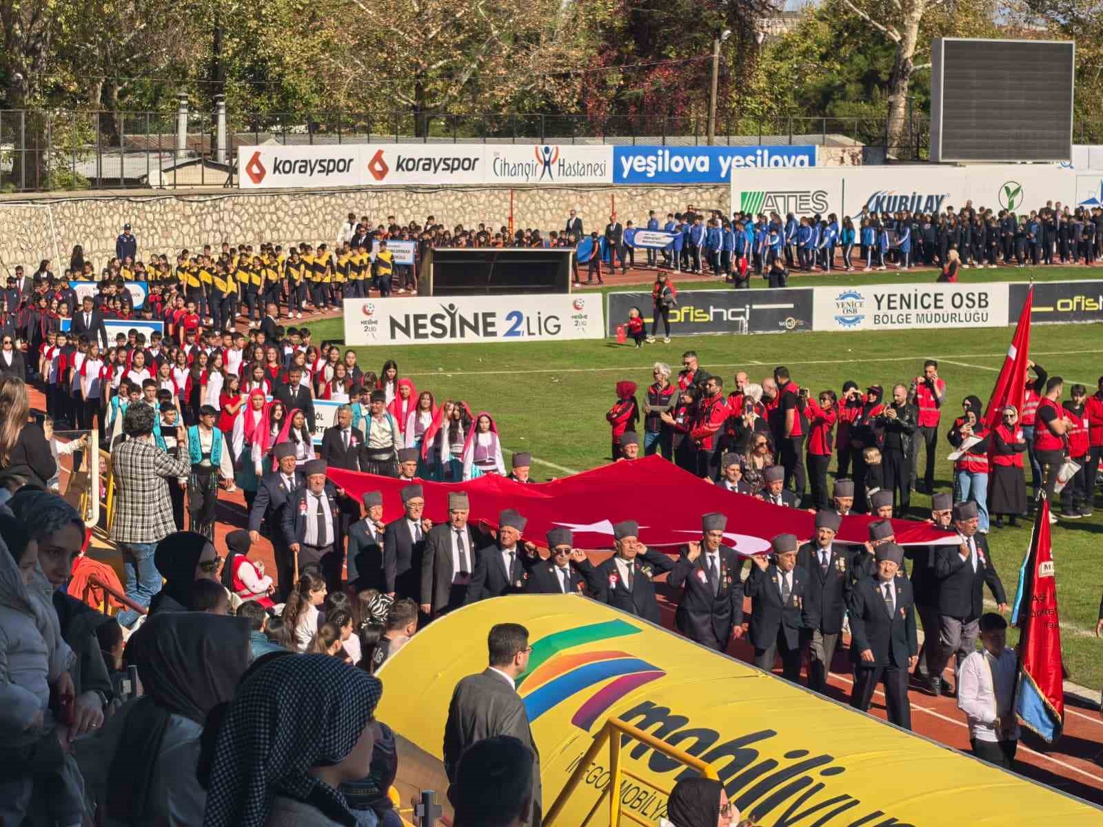 Stadyum tören için açıldı