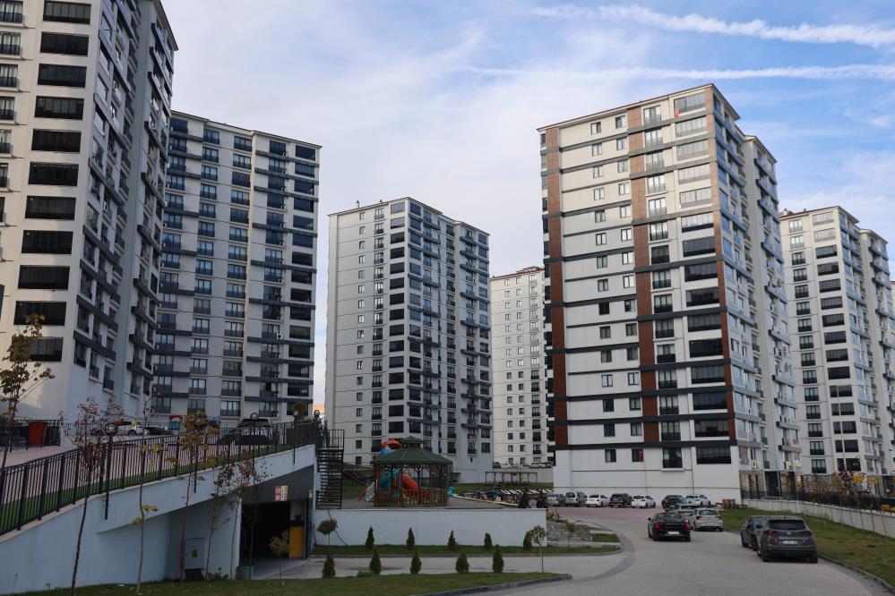 Site Sakinlerinden 27 Bin Liralık Aidata İsyan