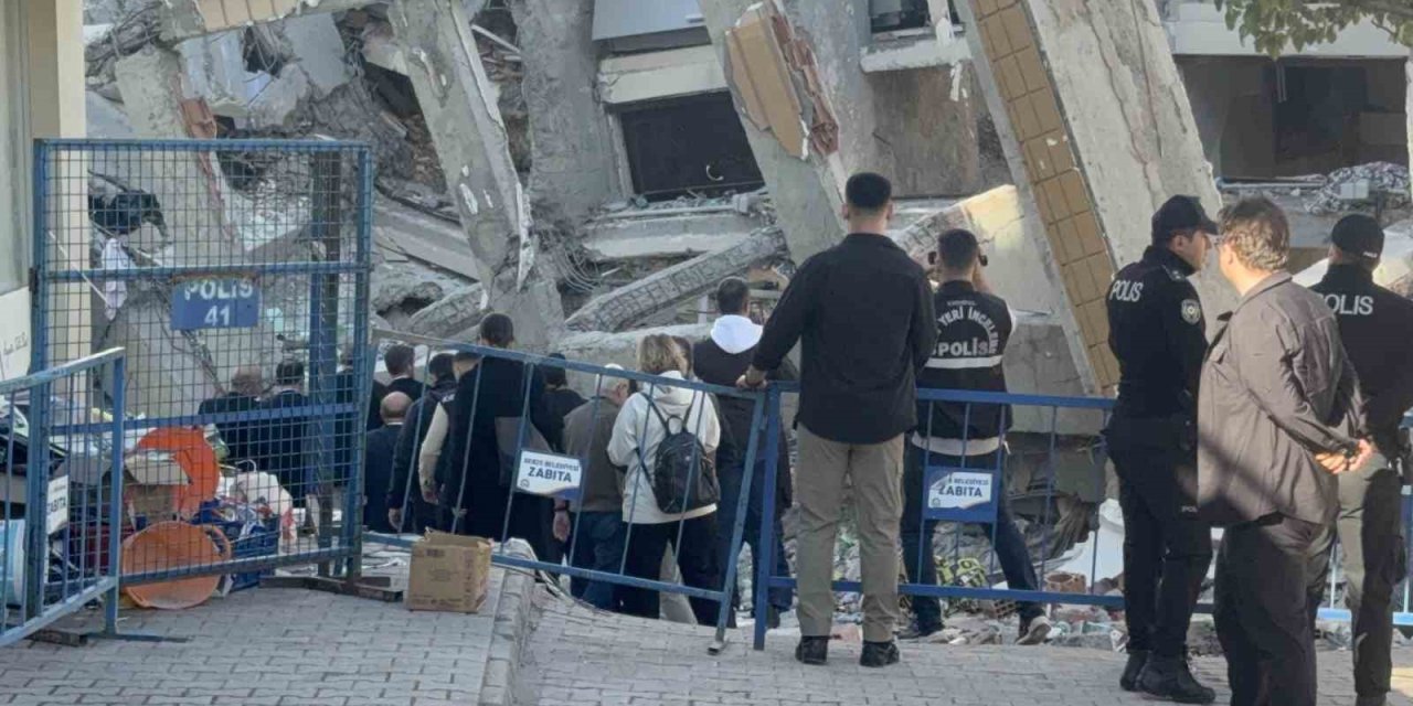 Kapsamlı İnceleme Başlatıldı: Arslan Apartmanı Neden Çöktü?