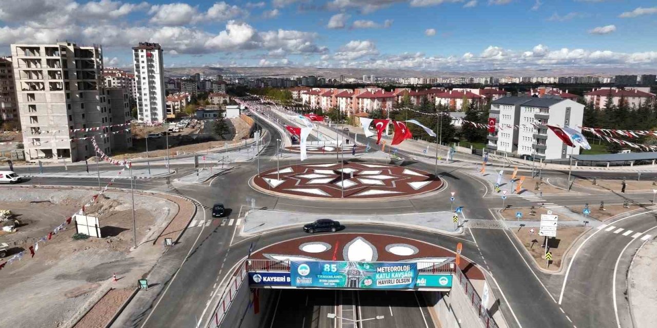 Rekor Sürede Bitti! 85 Günde Tamamlanan 29 Ekim Katlı Kavşağı Hizmete Açıldı