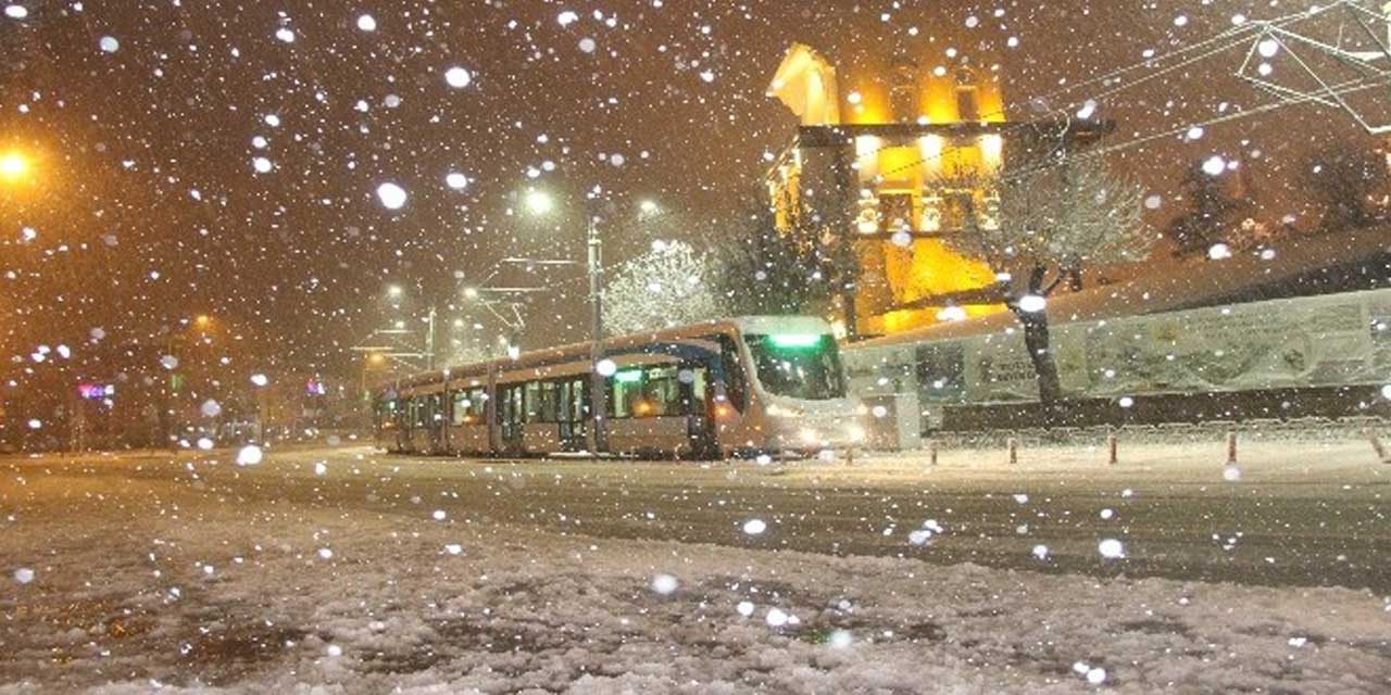 Büyük Kış Geri Dönüyor: La Niña Türkiye'ye Yağışlı Hava Getiriyor