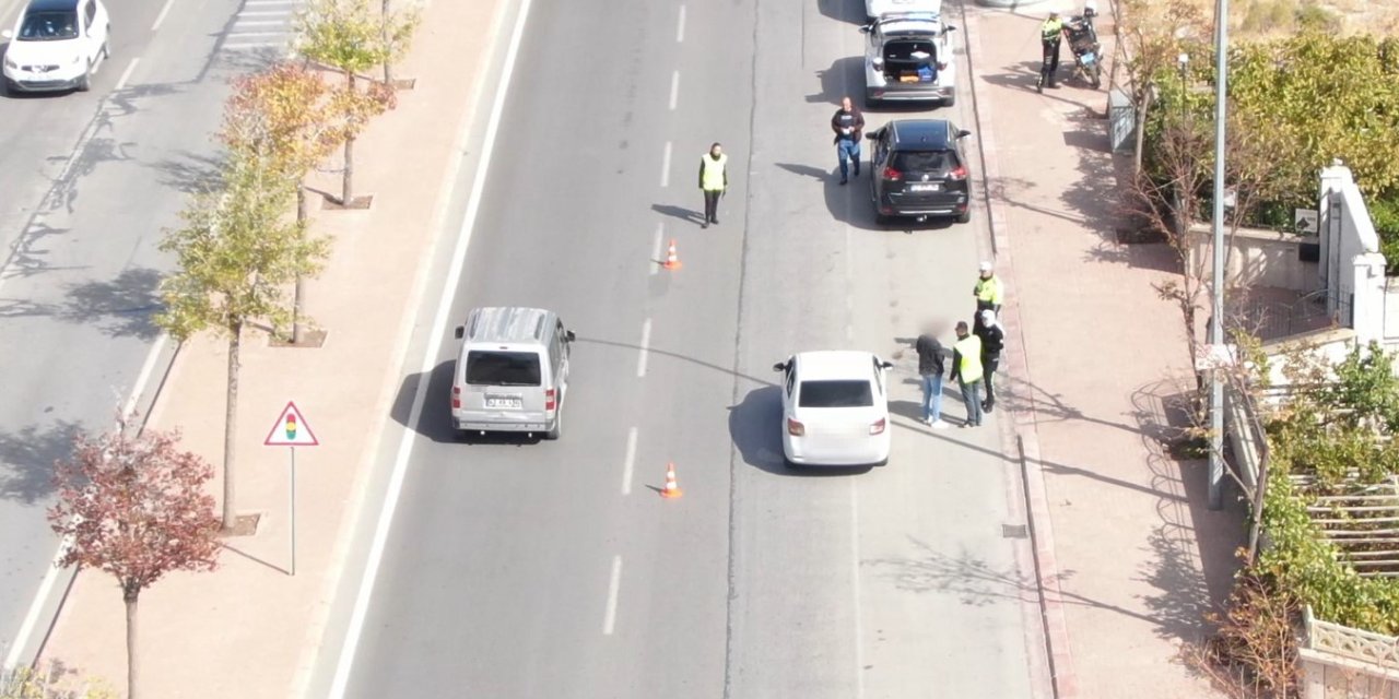 Konya'da havadan denetim: Uyanık sürücüler drondan kaçamadı