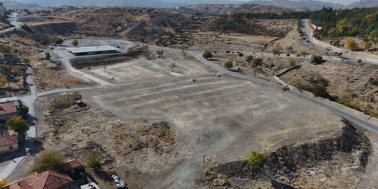 Roma'nın İhtişamı Bit Pazarı'nın Altından Çıktı: Hipodrom Keşfi!