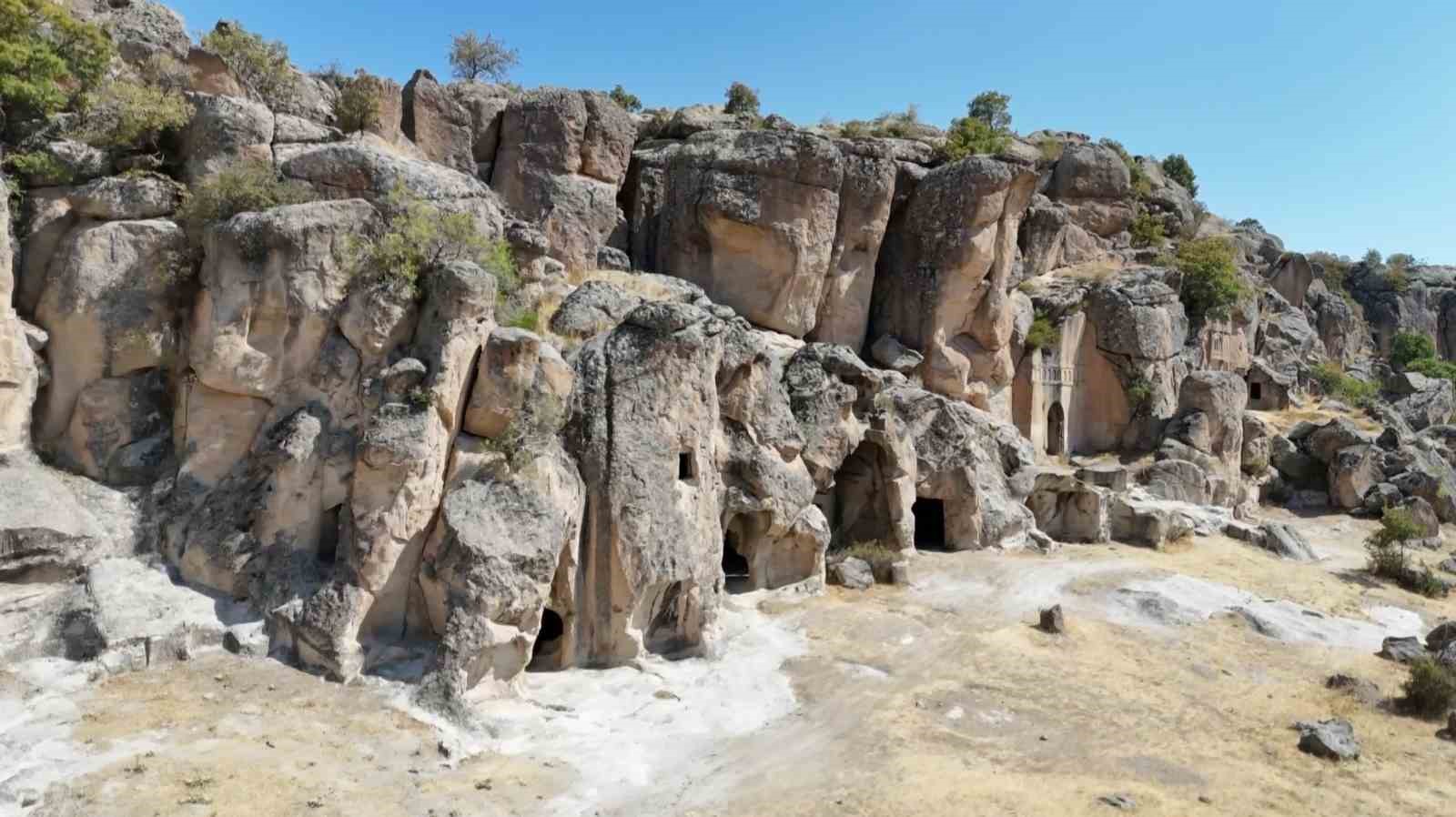Ihlara'dan Sonra Bölgenin En Önemlisi: Manastır Vadisi'ni Görmeden geçmeyin