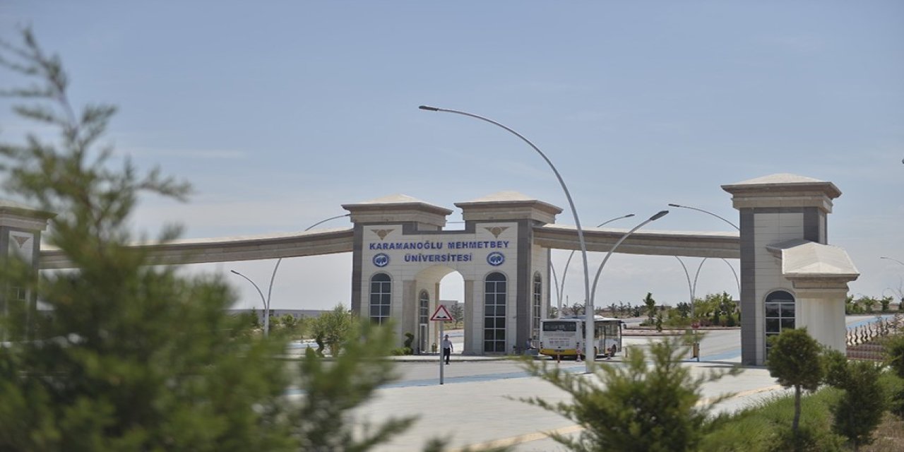 KMÜ Öğrencilerinden ÜNİDES'te Büyük Başarı