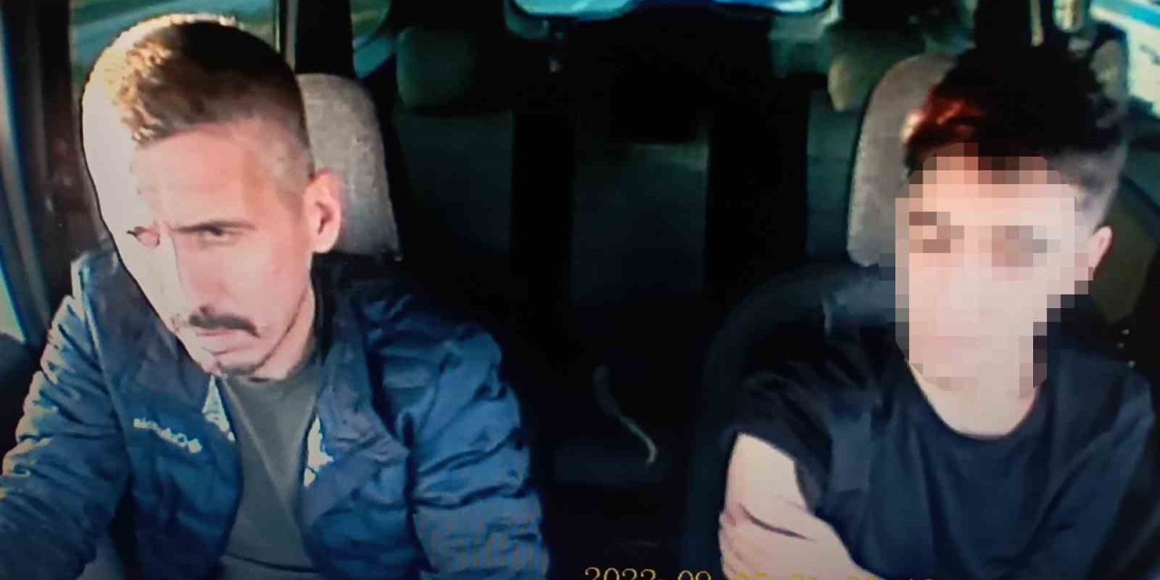 Dolandırıcılar bindikleri takside baltayı taşa vurdu