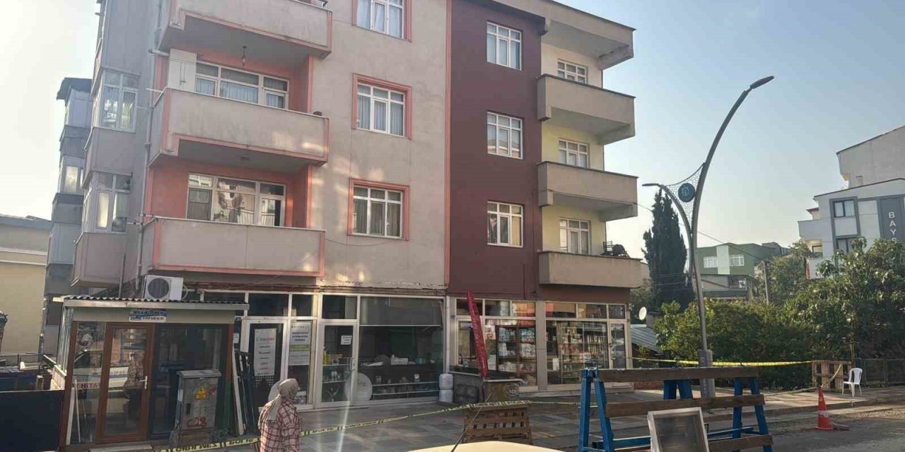 Gebze'de bir ihbar daha: 3 binadan 42 kişi tahliye edildi