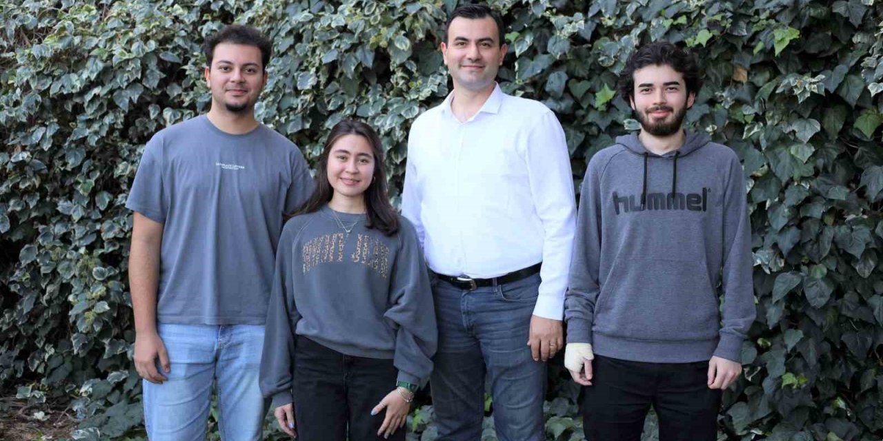 İEÜ Öğrencileri Lojistik Vaka Yarışması’nda Türkiye Şampiyonu!