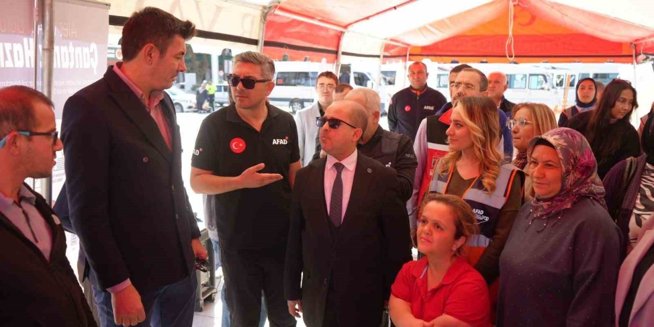 Afyon'un göbeğinde tatbikat: Herkes izledi