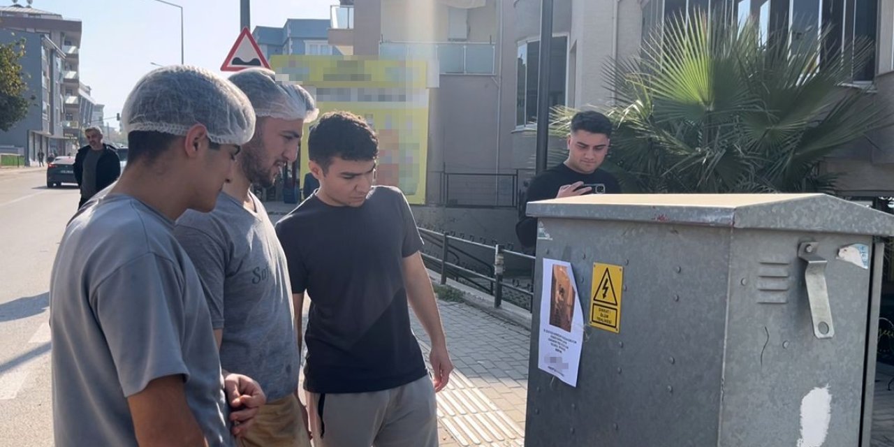 Böyle intikam görülmedi: Afiş bastırıp şehre dağıttı