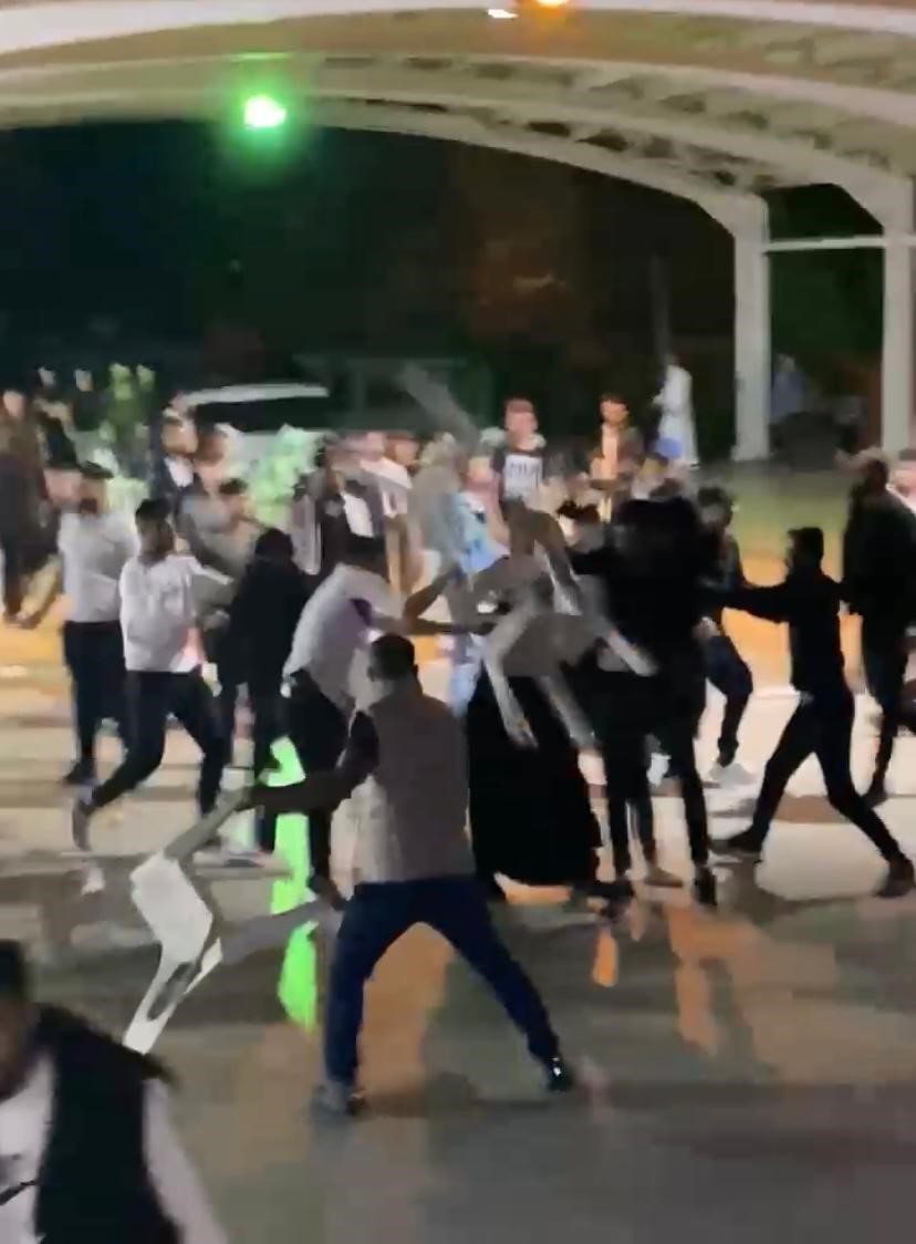 Antalya'da düğün alanı savaş alanına döndü