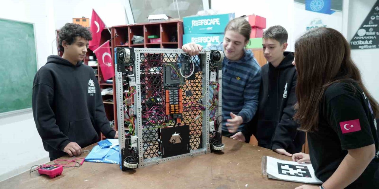 Kazan Dairesinden Dünya Şampiyonluğuna: EMONER Robotics'in 3D Yazıcı Zaferi