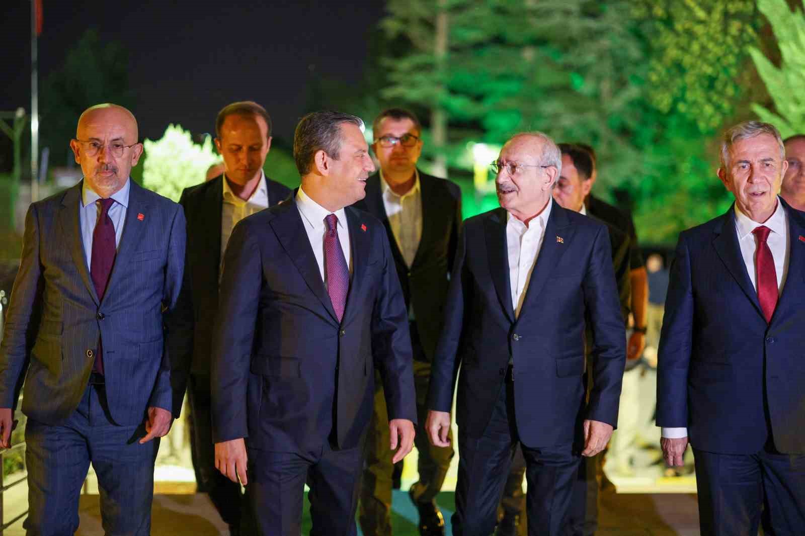 CHP Kurultayı Öncesi Kılıçdaroğlu’na Yakın Vekillerden Boykot İddiası