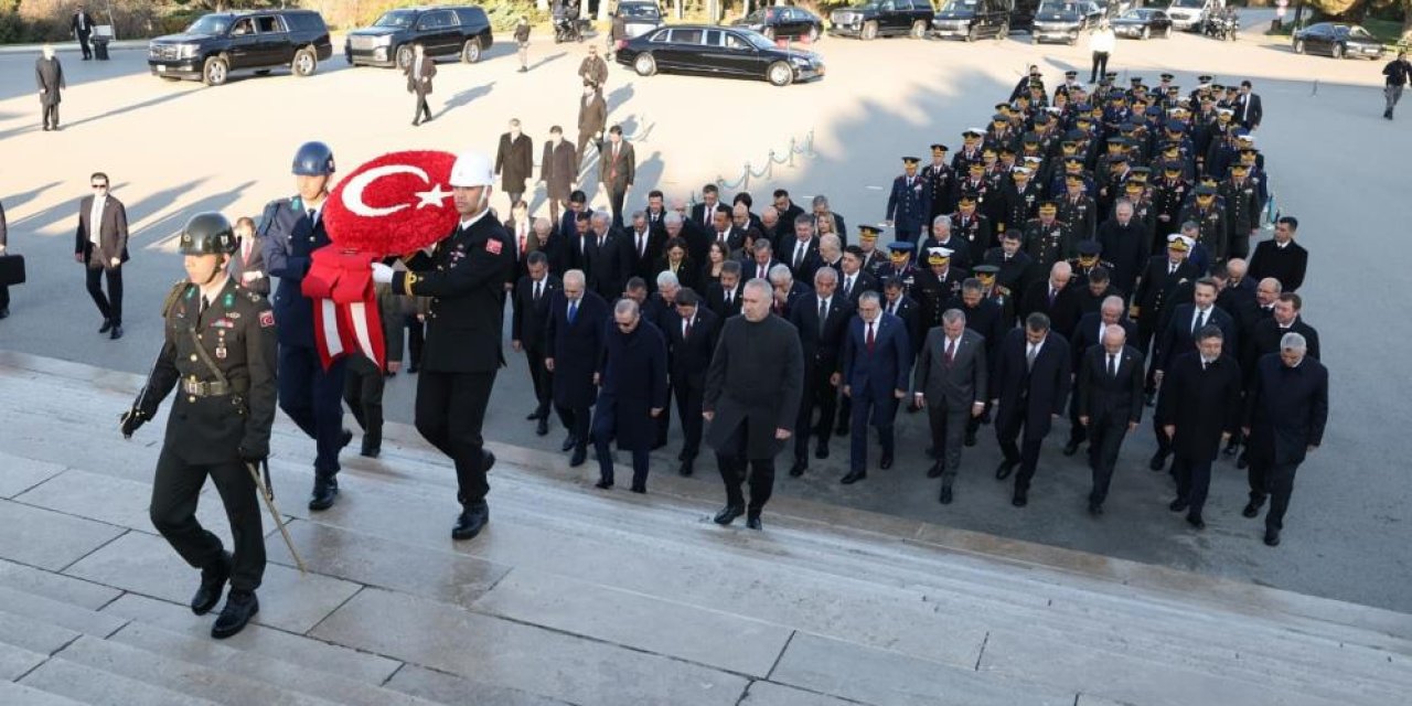 Anıtkabir’de 10 Kasım töreni düzenlendi