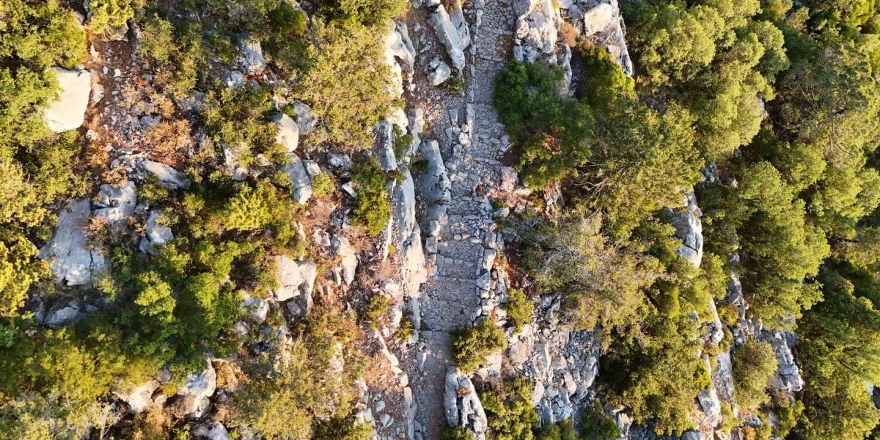 Tarihin İzinde Eşsiz Bir Keşif: Akseki-Sarıhacılar Kervan Yolu