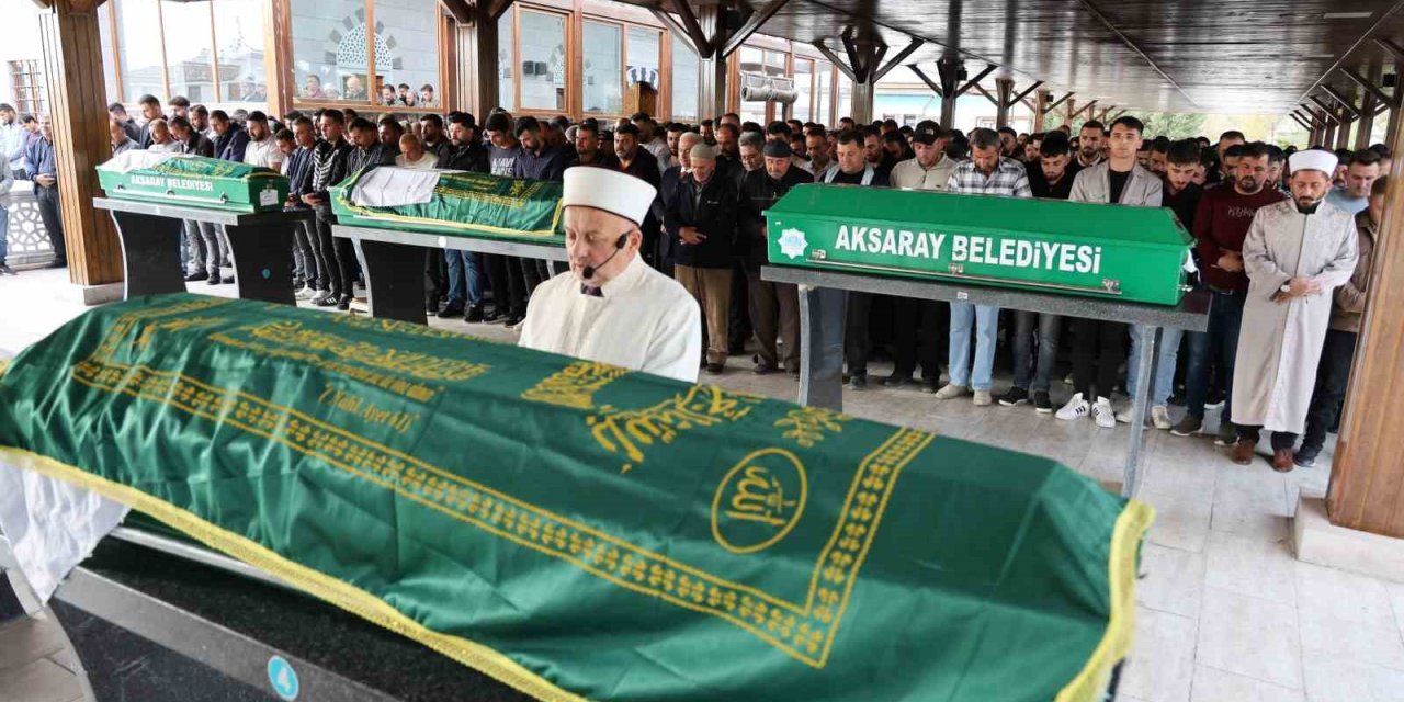 Ankara’daki kazada ölen Aksaraylı aile toprağa verildi