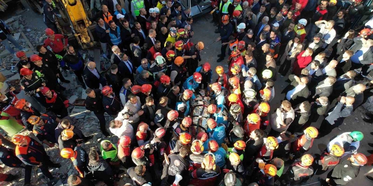 Gebze Faciasının Sembolü Dilara, Hastane Çıkışı Ailesine Koştu